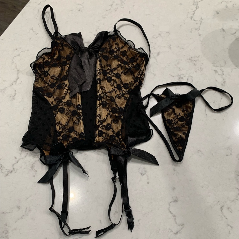 Exposed by Magic Silk. Lingerie set.  Beautiful.